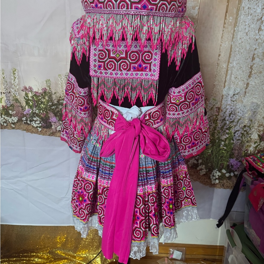 hmong vietnam outfit - Picture 5 of 6